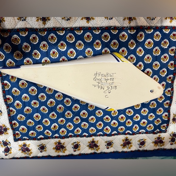 Vintage Quimper Handpainted Hanging Flower Vase - Picture 2 of 5